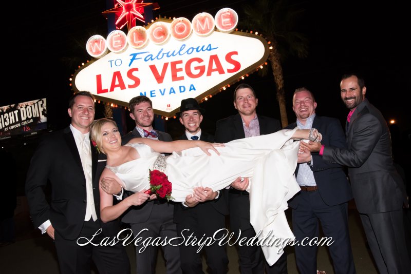 Welcome to Vegas Sign Wedding Packages