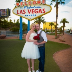Welcome to Vegas Sign Wedding Packages