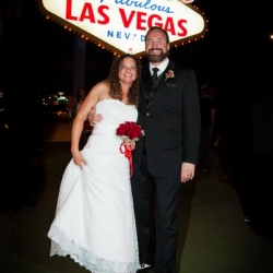Welcome to Vegas Sign Wedding Packages