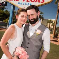 Welcome to Vegas Sign Wedding Packages