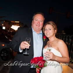 Welcome to Vegas Sign Wedding Packages