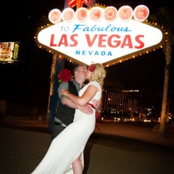 Welcome to Vegas Sign Wedding Packages