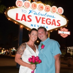 Welcome to Vegas Sign Wedding Packages
