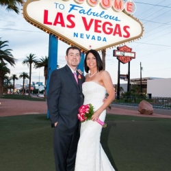 Welcome to Vegas Sign Wedding Packages
