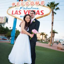 Welcome to Vegas Sign Wedding Packages