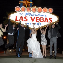Welcome to Vegas Sign Wedding Packages