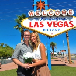 Welcome to Vegas Sign Wedding Packages