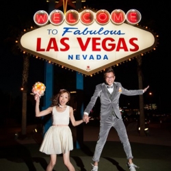 Welcome to Vegas Sign Wedding Packages