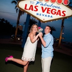 Welcome to Vegas Sign Wedding Packages