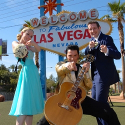 Welcome to Vegas Sign Wedding Packages