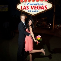 Welcome to Vegas Sign Wedding Packages