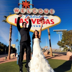 Welcome to Vegas Sign Wedding Packages