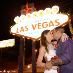 Welcome to Vegas Sign Wedding Packages