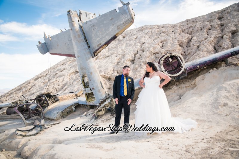 Las Vegas Nelson Ghost Town Weddings