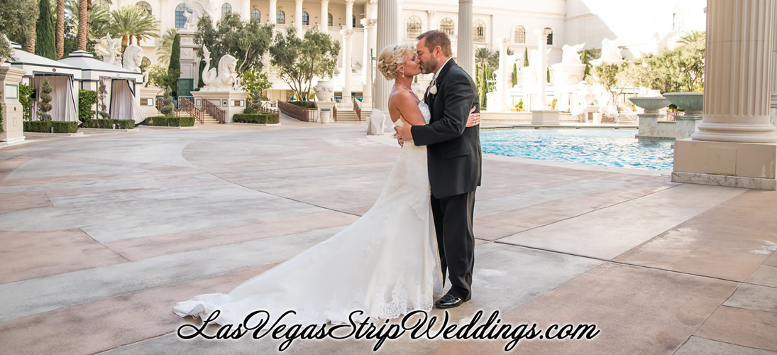 Las Vegas Wedding Packages With Strip Outdoor And Valley Of Fire